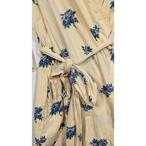 Victorias Secret Womens Robe Small Yellow Lace Trim Blue Floral Wrap Tie Belt - Picture 2 of 10